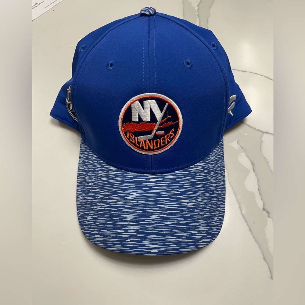 NY Islanders Hat